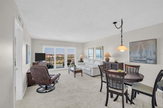 4900 BRITTANY DRIVE S 1405, St Petersburg, FL 33715