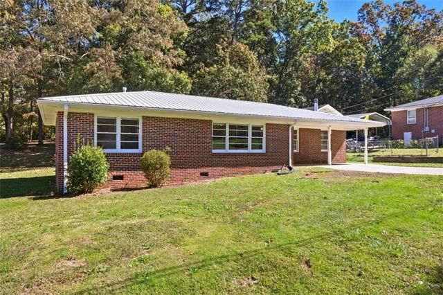 229 Hilltop Lane, Toccoa, GA 30577