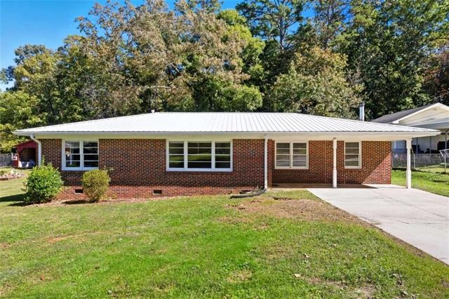 229 Hilltop Lane, Toccoa, GA 30577