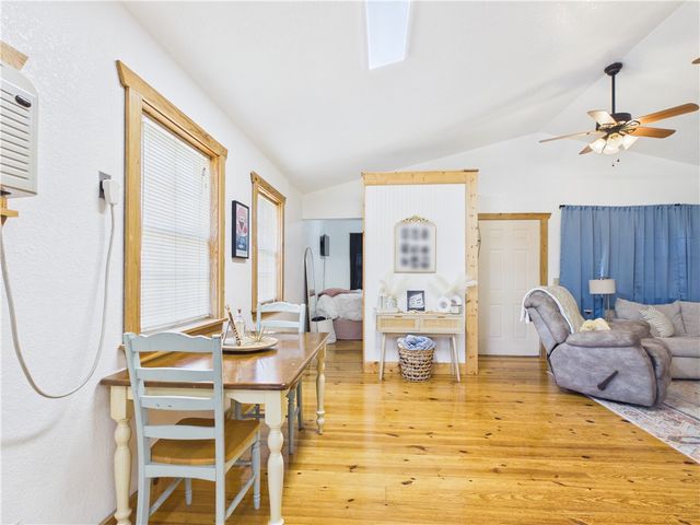 606 N Springfield Street, Berryville, AR 72616