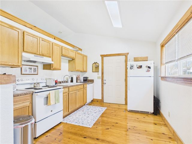 606 N Springfield Street, Berryville, AR 72616