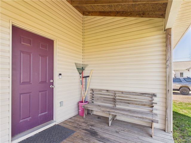 606 N Springfield Street, Berryville, AR 72616