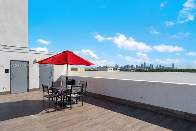 2740 SW 28th Terrace 602, Miami, FL 33133