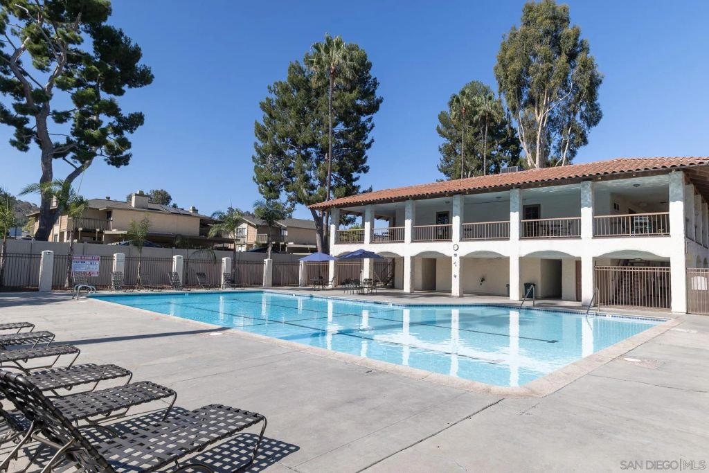 10737 San Diego Mission 110, San Diego, CA 92108