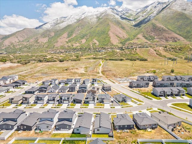 3916 S SAGE WOOD AVE, Mapleton, UT 84664