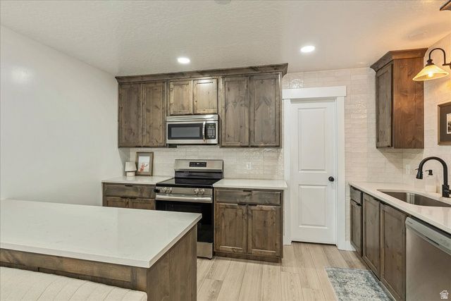 3916 S SAGE WOOD AVE, Mapleton, UT 84664