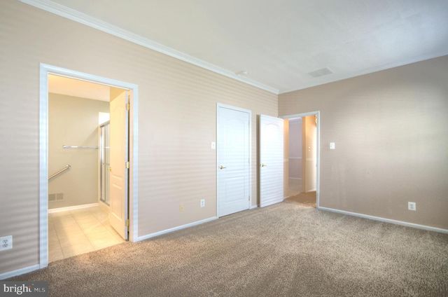 13 CHEW LN, Sewell, NJ 08080