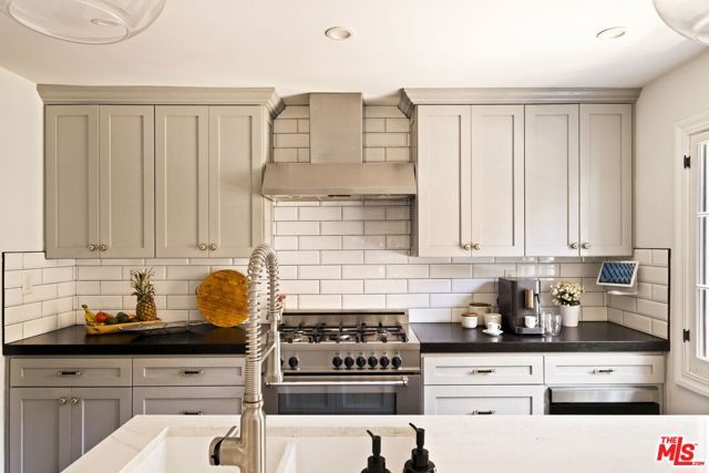 5860 Carolus Drive, Los Angeles, CA 90068