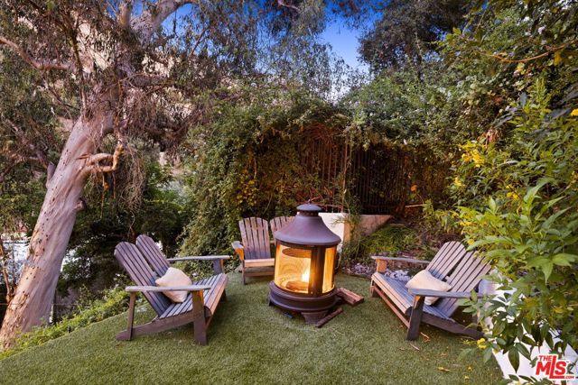 5860 Carolus Drive, Los Angeles, CA 90068