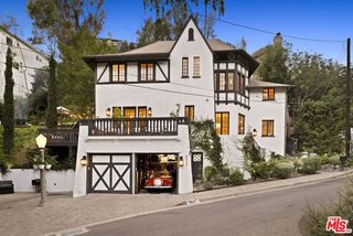 5860 Carolus Drive, Los Angeles, CA 90068