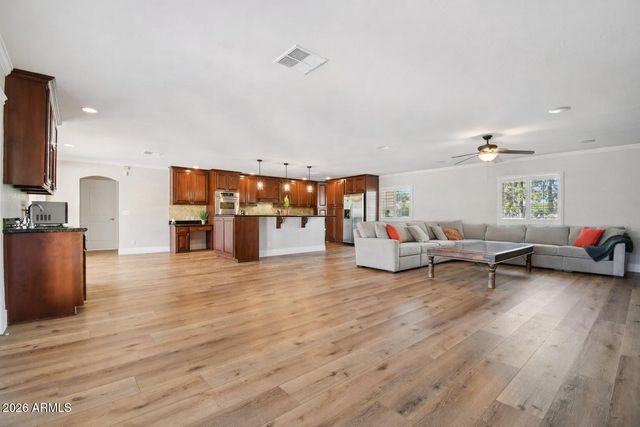 235 E ESTERO Lane, Litchfield Park, AZ 85340