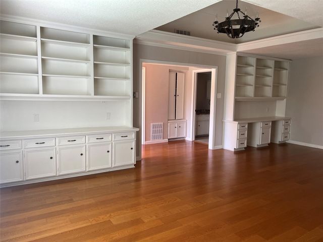 7135 Blairview Drive, Dallas, TX 75230