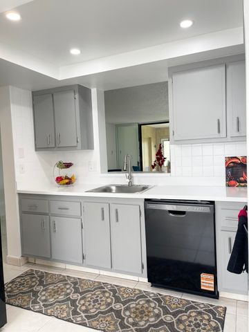 7460 NW 18th Street 104, Margate, FL 33063