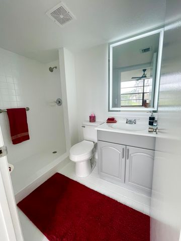 7460 NW 18th Street 104, Margate, FL 33063