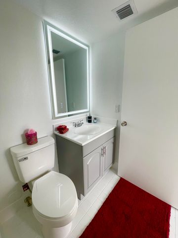 7460 NW 18th Street 104, Margate, FL 33063