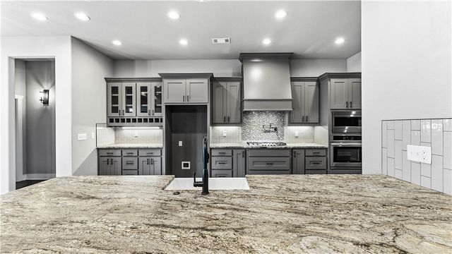 3760 Bitterroot Street, Bentonville, AR 72712