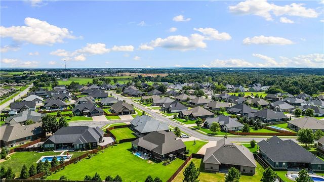 3760 Bitterroot Street, Bentonville, AR 72712