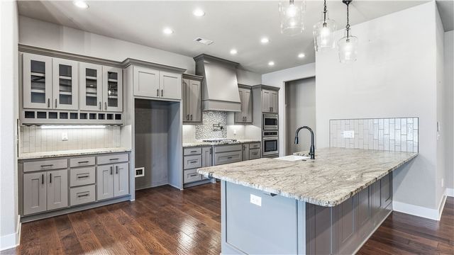 3760 Bitterroot Street, Bentonville, AR 72712