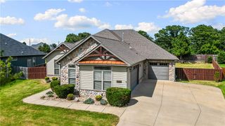 3760 Bitterroot Street, Bentonville, AR 72712