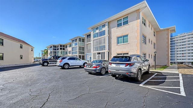 200 THE ESPLANADE N B22, Venice, FL 34285
