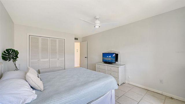 200 THE ESPLANADE N B22, Venice, FL 34285