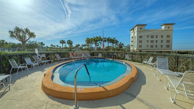 200 THE ESPLANADE N B22, Venice, FL 34285