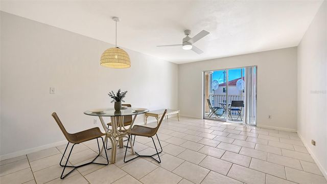 200 THE ESPLANADE N B22, Venice, FL 34285