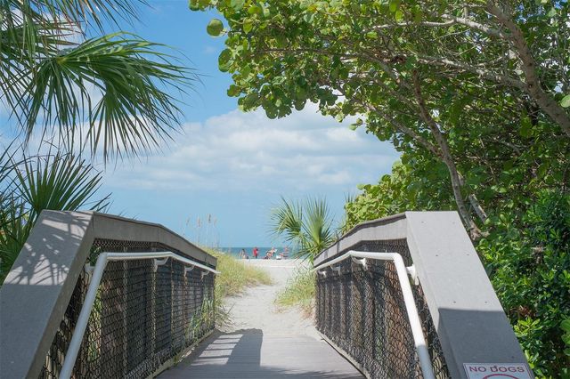 200 THE ESPLANADE N B22, Venice, FL 34285