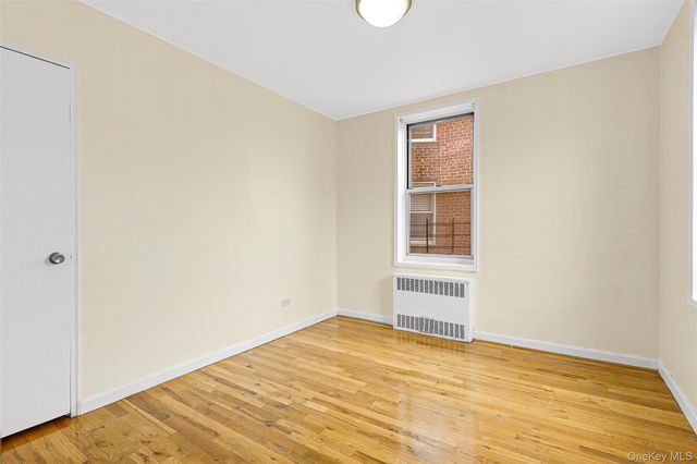 67-30 Clyde Street 6W, Forest Hills, NY 11375