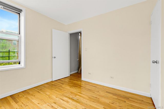 67-30 Clyde Street 6W, Forest Hills, NY 11375