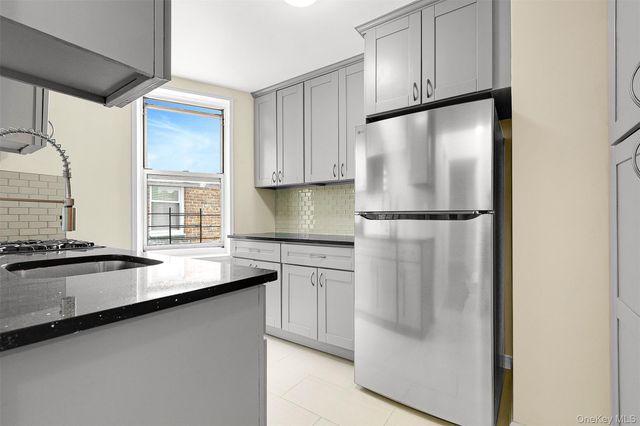 67-30 Clyde Street 6W, Forest Hills, NY 11375