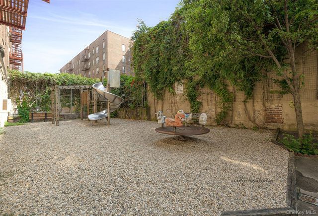 67-30 Clyde Street 6W, Forest Hills, NY 11375