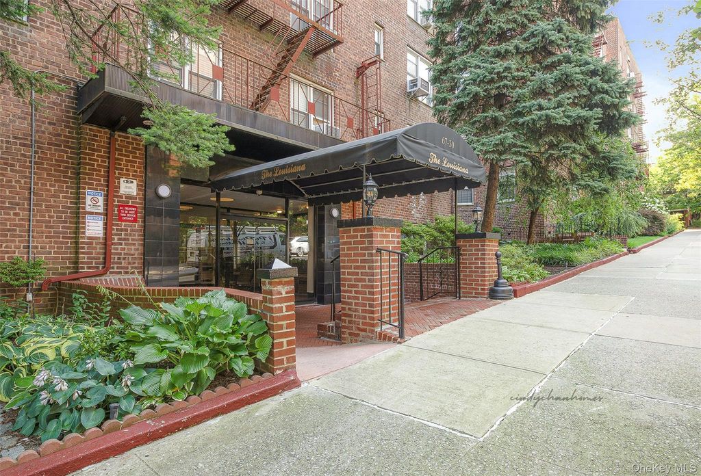 67-30 Clyde Street 6W, Forest Hills, NY 11375