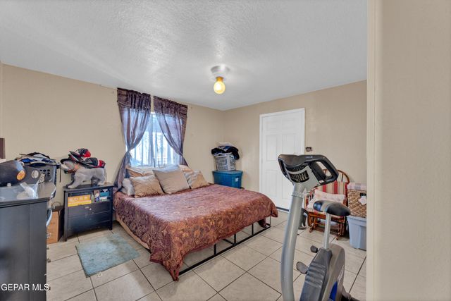 11749 SOCORRO Road, Socorro, TX 79927