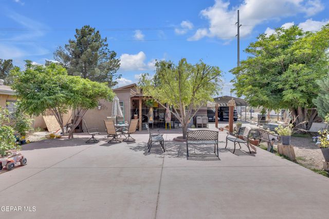 11749 SOCORRO Road, Socorro, TX 79927