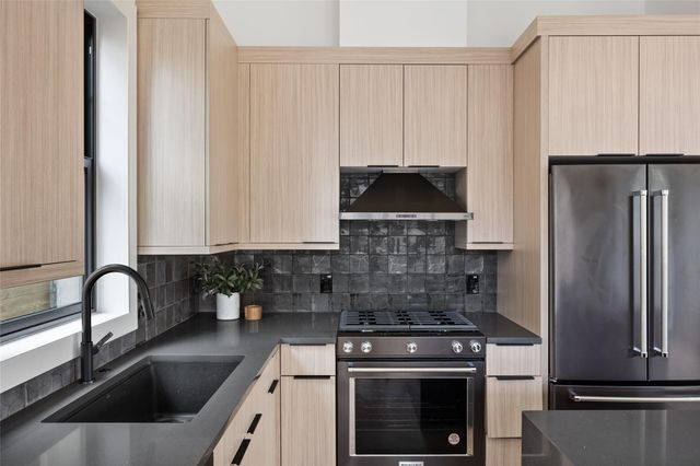 2709 Stacy LN 1, Austin, TX 78704