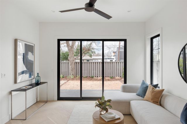2709 Stacy LN 1, Austin, TX 78704