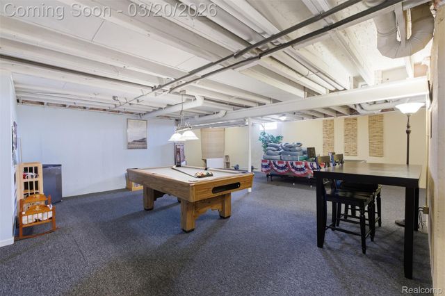 42925 N Hampton Drive, Sterling Heights, MI 48314