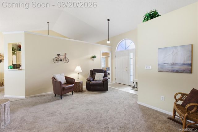 42925 N Hampton Drive, Sterling Heights, MI 48314