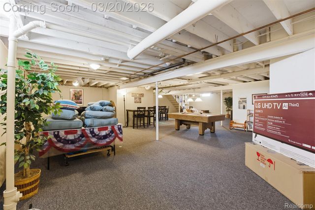 42925 N Hampton Drive, Sterling Heights, MI 48314