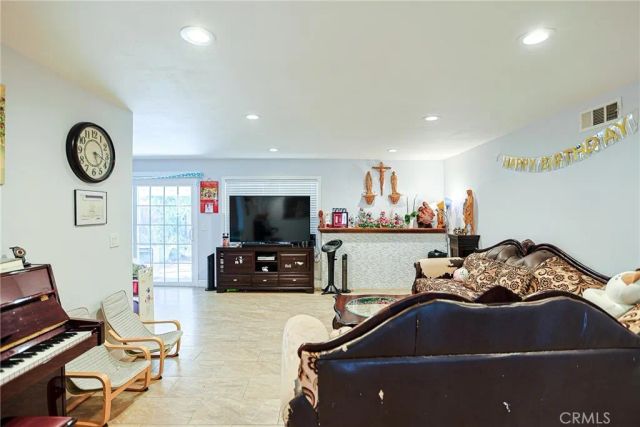 13401 Laux Circle, Garden Grove, CA 92840