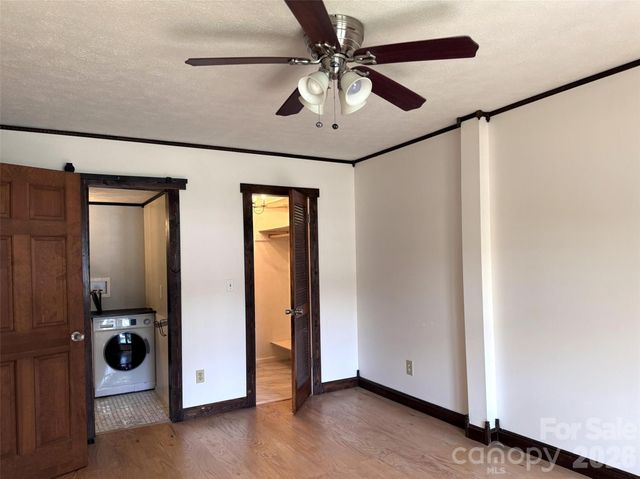 427 6th Avenue W A-12, Hendersonville, NC 28739