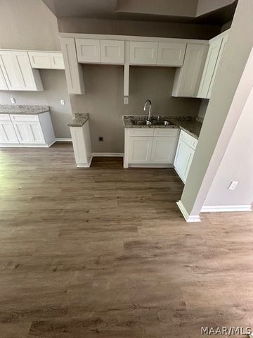 206 Davors Drive, Montgomery, AL 36109
