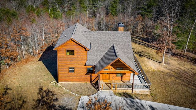 242 Whisperwood Trail, Mineral Bluff, GA 30559