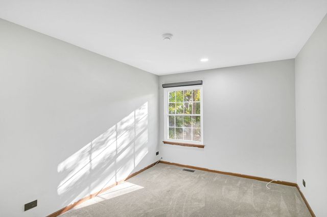 2116 Glasgow Court 2116, Hanover Park, IL 60133