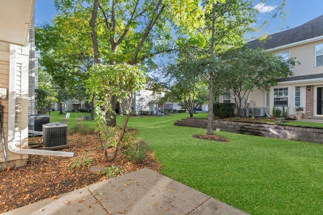 2116 Glasgow Court 2116, Hanover Park, IL 60133