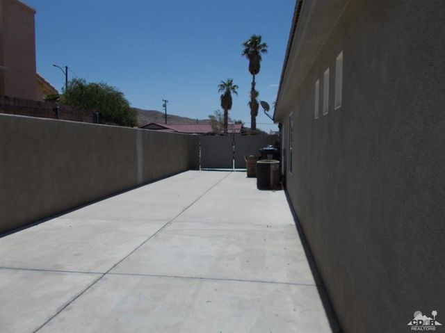 9641 Vista Del Valle, Desert Hot Springs, CA 92240