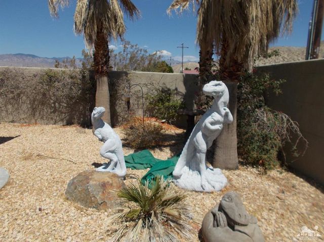 9641 Vista Del Valle, Desert Hot Springs, CA 92240