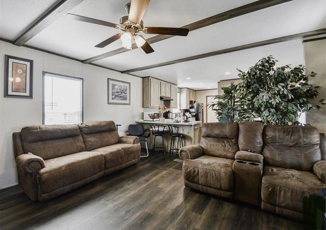 226 Road 5210, Cleveland, TX 77327