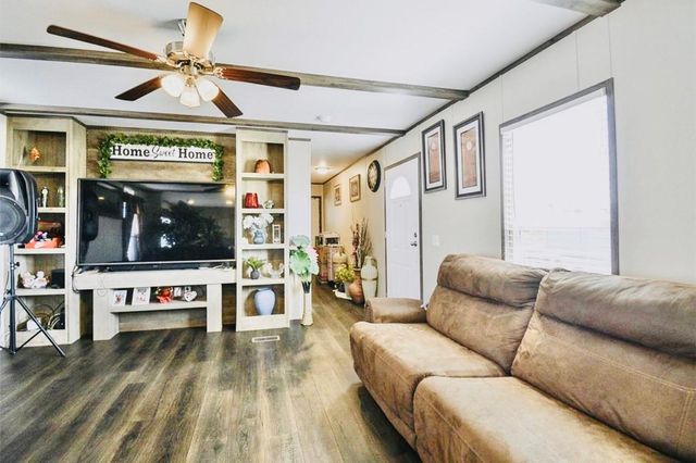 226 Road 5210, Cleveland, TX 77327